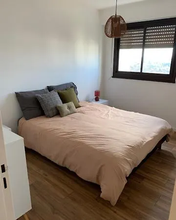 Refait à Neuf Avec Vue Sur La *